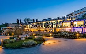 Villa Eden Luxury Resort